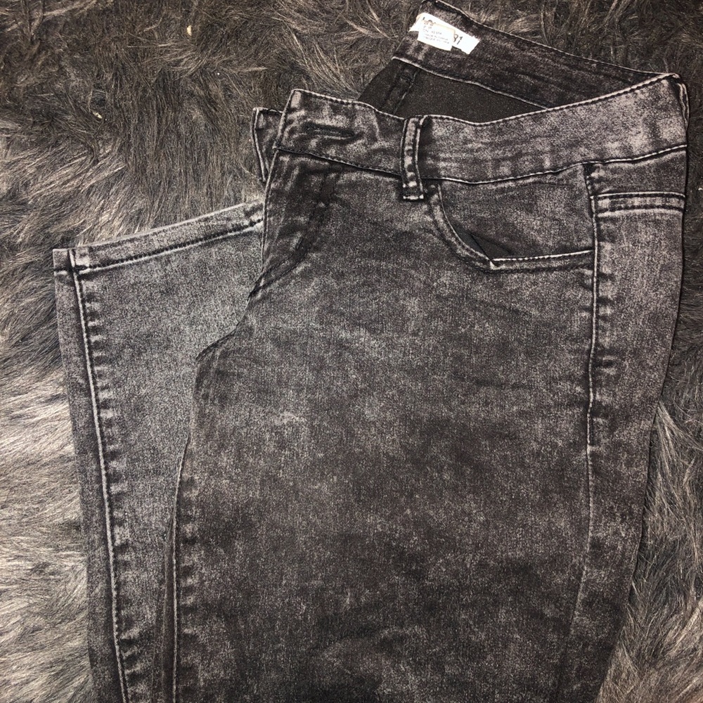 black faded style skinnies